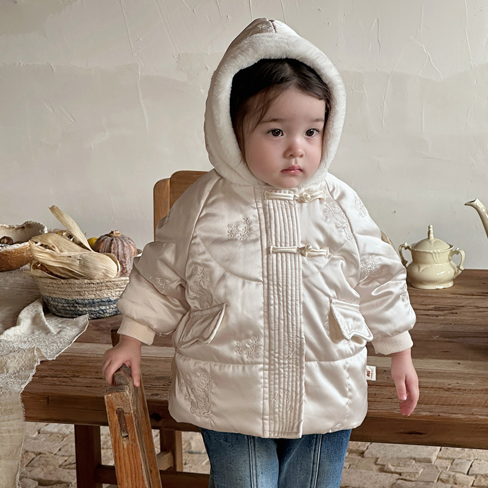 Chicas coreanas otoño e invierno más chaqueta con capucha acolchada de terciopelo chaqueta acolchada de invierno de bebé femenino más pantalones de terciopelo de dos piezas