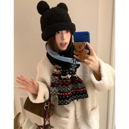 Hand-knitted Woolen Fair Isle Cute Puppy Scarf for Women, Autumn and Winter Warmth, Double-Sided Floral Pattern, Neck Warmer for Cold Protection