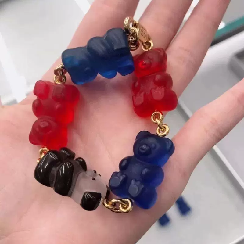 欧美小众设计ins风彩色树脂铜镀金小红书同款个性时髦小熊手链女