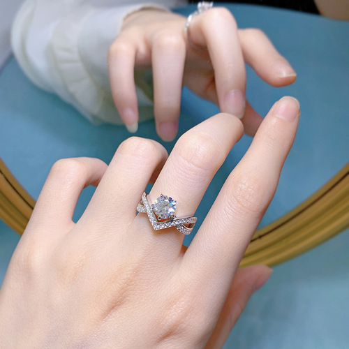Mujing Jewelry  New S925 Silver Classic One Carat White Diamond Ring Women's European and American Diamond Ring Wedding Ring