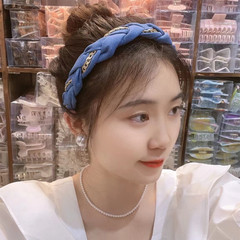 2023 New Korean Fabric Denim Chain Anti-Slip Hairband, Stylish and Fashionable Wide-Brimmed Bow Hairband Accessory