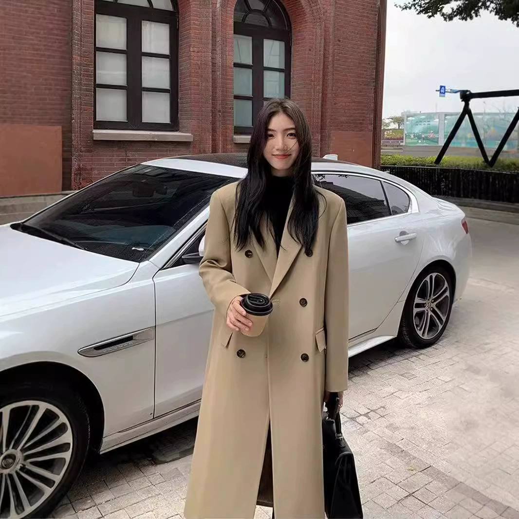 Пальто ветровки 2024 весна и осень новая женская мода в этом году