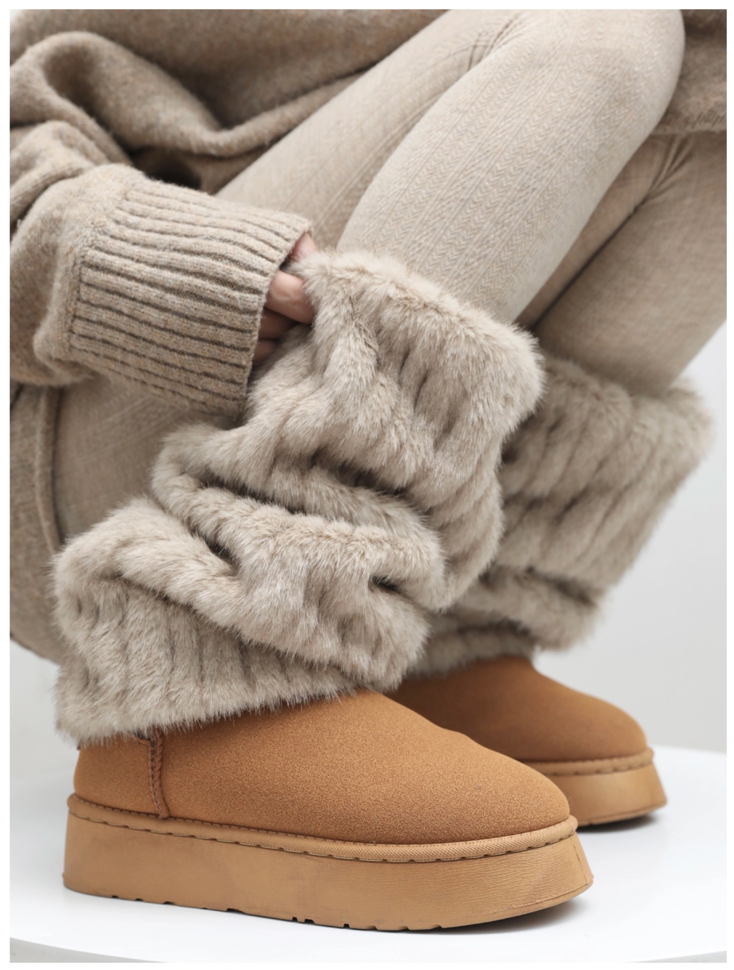 Scaldamuscoli autunnali e invernali per donna, calze spesse e calde, maniche al polpaccio in peluche, stivali da neve in pelliccia di Maillard Y2k_voghion.com