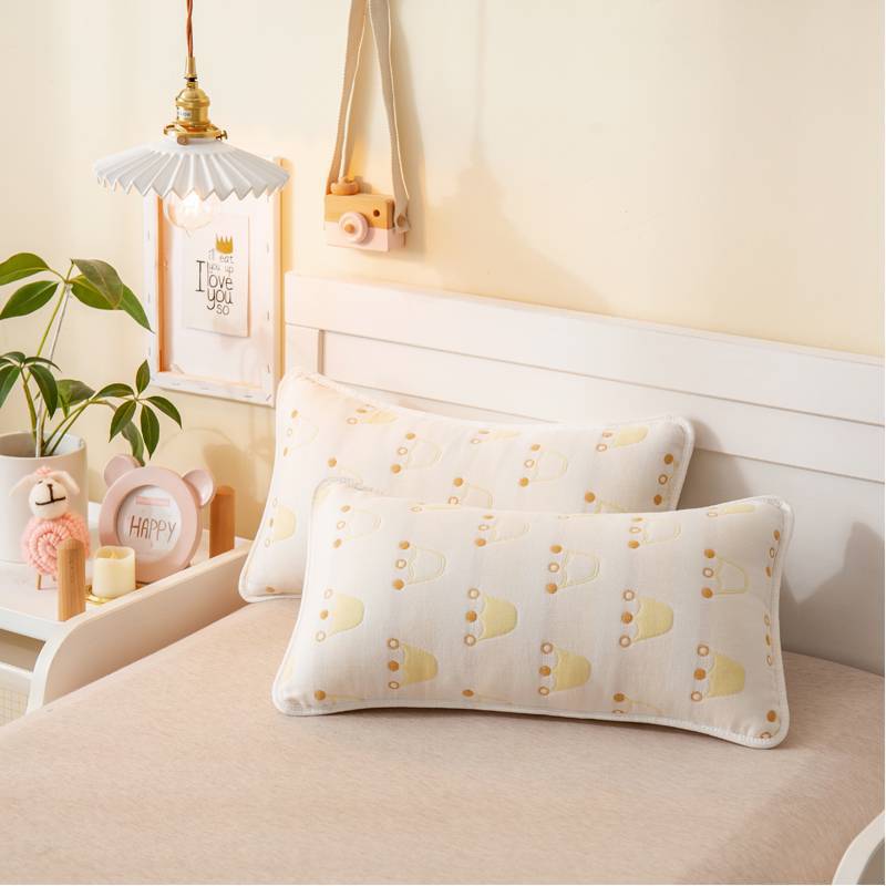 크라운 골드 거즈 베갯잇