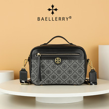 ŮʿС�����¿�Baellerry �羳ʱ��ƴƤ��������б��������Ů��