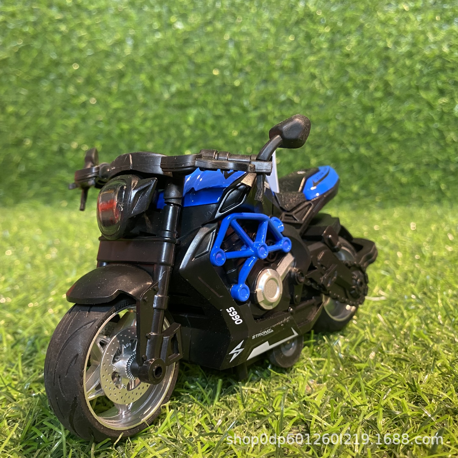 Tianna toy popular alloy motorcycle children boy toy small 3 car 6 years old sound effect pull back iron riding motorcycle