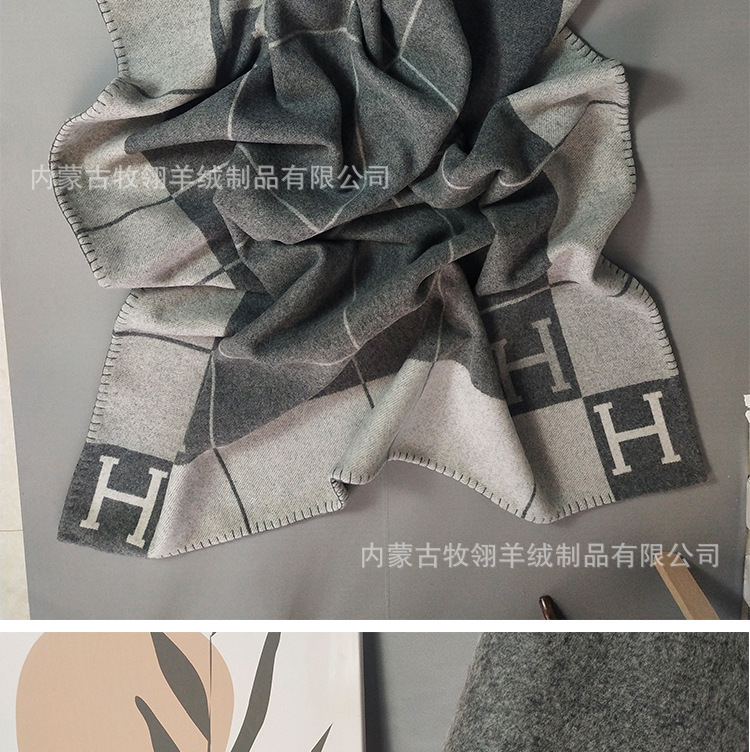 H小格子羊毛毯_17.jpg