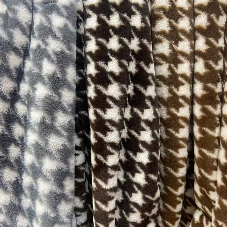 Houndstooth pequeña piel de conejo Impresión de imitación de conejo ropa de peluche tela de felpa alfombra de juguete tela en stock