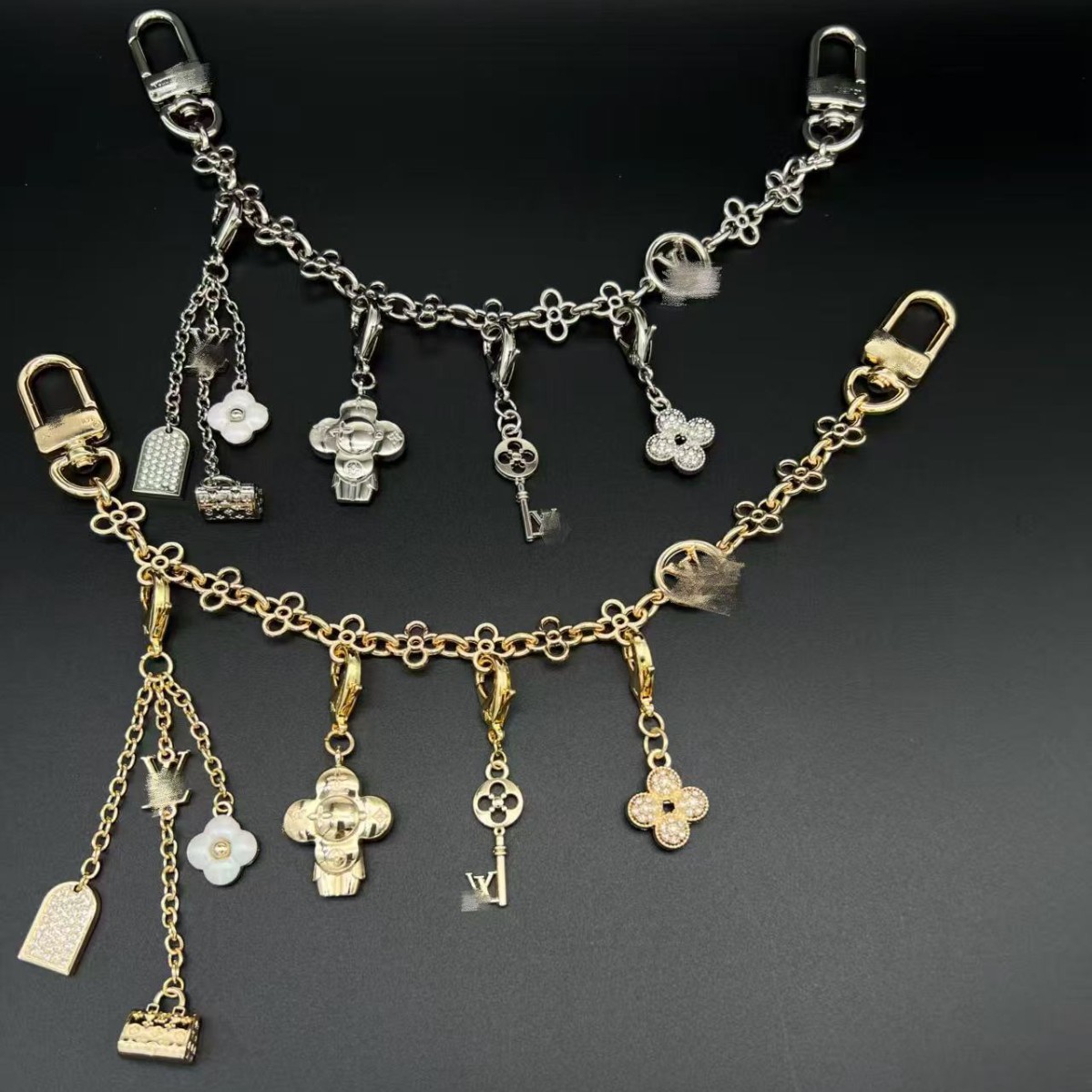 V’s 2026 new bag chain M03948 V’s true DIY