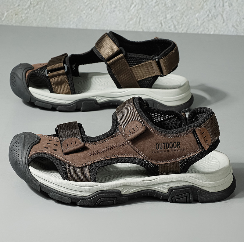 2026 verano al aire libre sandalias de cabeza de nuevo zapato de playa de suela gruesa hueco ventilado secado rápido velcro zapatos casuales para hombres