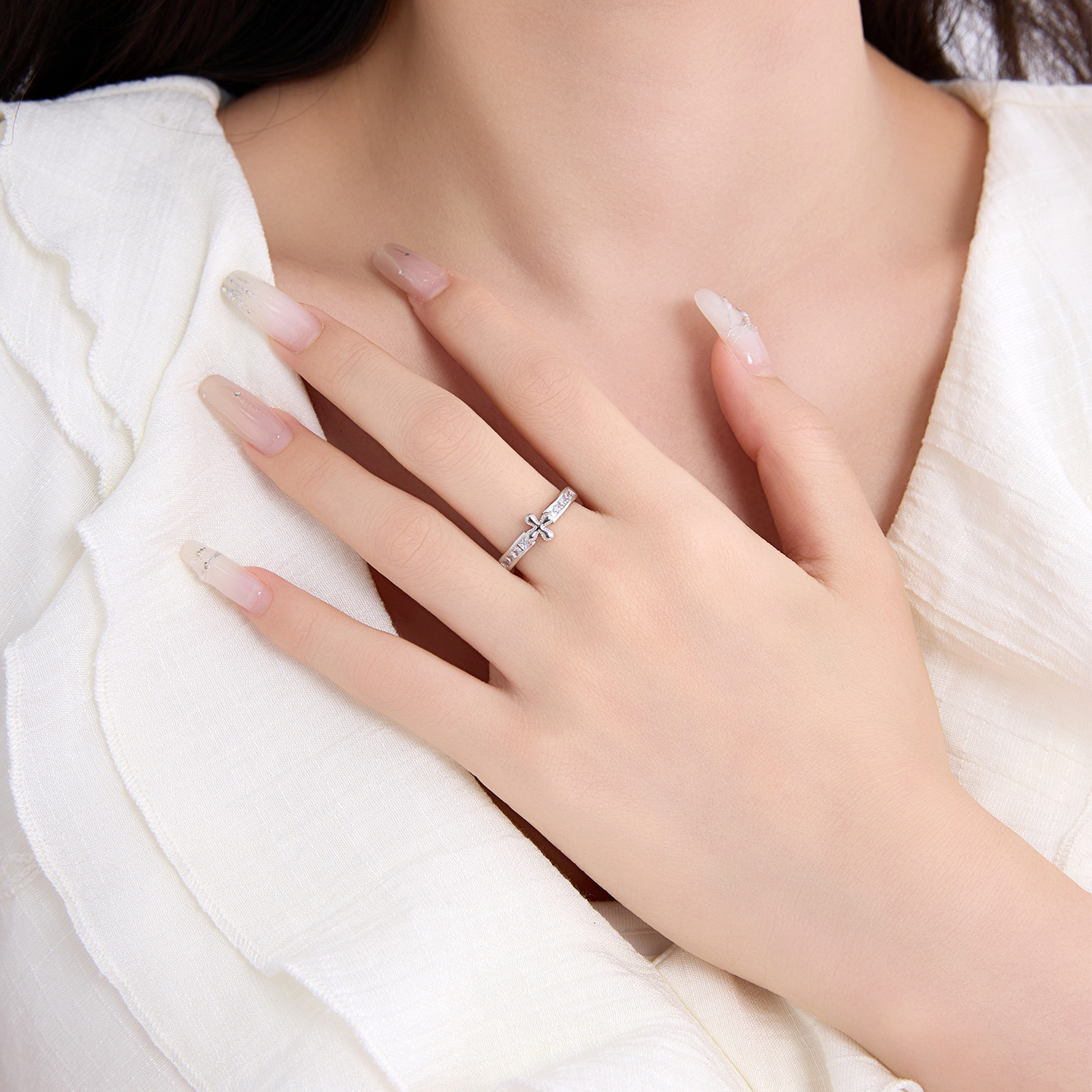 Xuping simple dulce y fresco viento cruzado sello anillo de nicho personalidad de moda europea y americana anillo transfronterizo joyas al por mayor