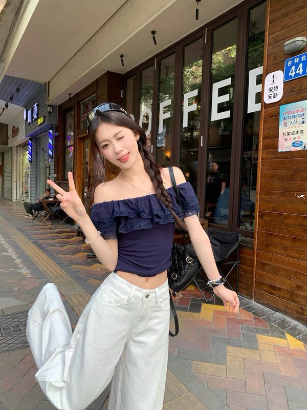 Modal Custom-Cut 1*1 260g White Off-Shoulder T-Shirt for Women, Summer, with Stunning Lace and Ruffle Design Modal Custom-Cut 1*1 260g White Off-Shoulder T-Shirt for Women, Summer, with Stunning Lace and Ruffle Design