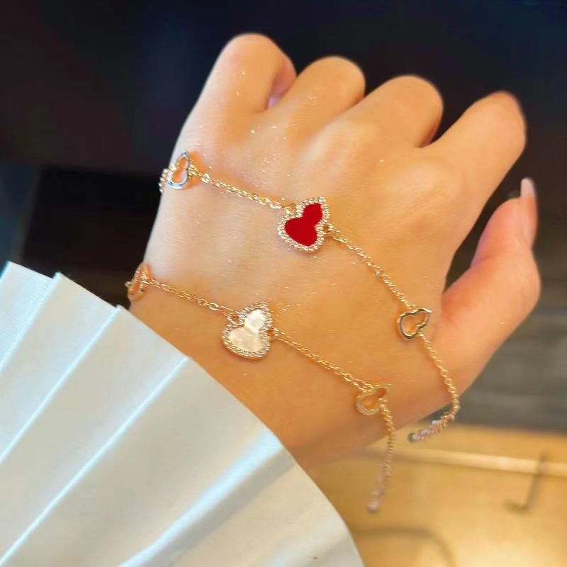 Seiko rose gold gourd bracelet niche design bracelet simple fritillary agate small red book Diamond light luxury live broadcast Seiko rose gold gourd bracelet niche design bracelet simple fritillary agate small red book Diamond light luxury live broadcast