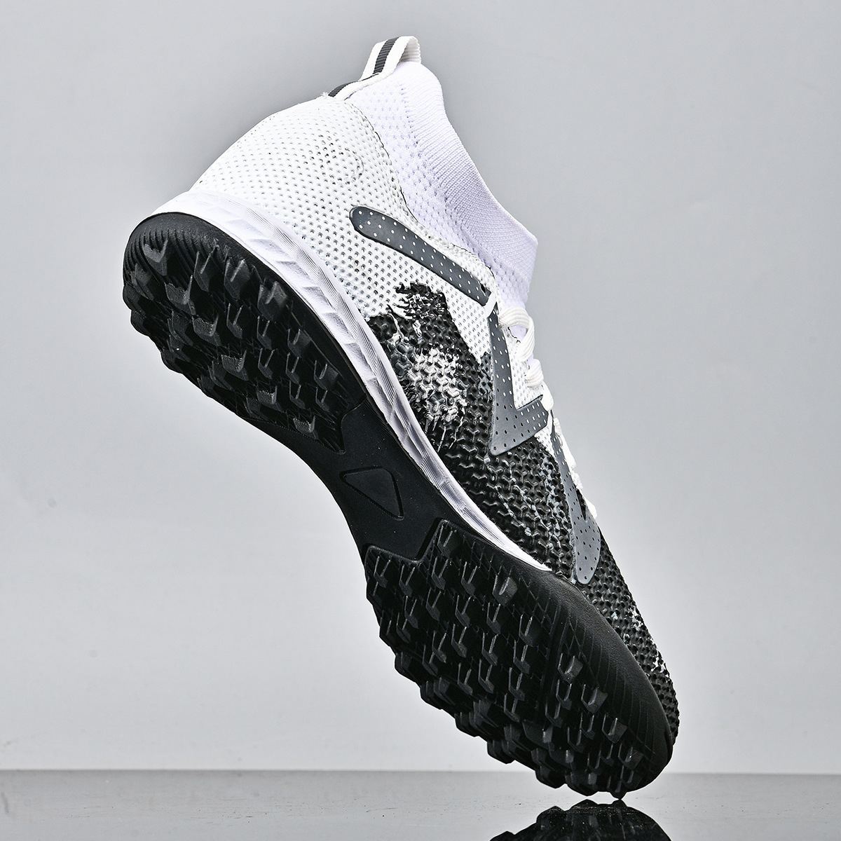 ShoeGlobe Scarpe da calcio transfrontaliere AG lunghe TF con punte rotte alte per uomo e donna, vendita diretta all'ingrosso_voghion.com