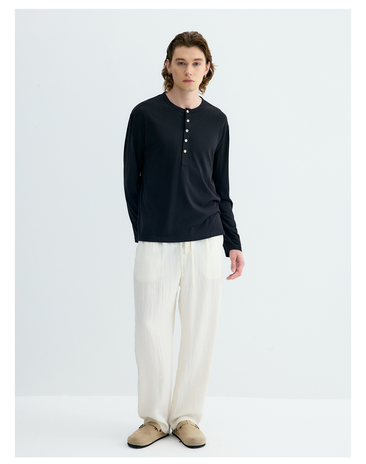 UNF 250g Henry Neck Long-Sleeve Tee