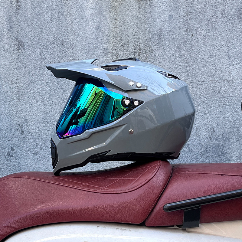 Casco de campo traviesa Casco de carreras de motos Casco de carretera Casco de doble propósito para hombres y mujeres Casco de tracción de cuatro estaciones Casco completo Orz
