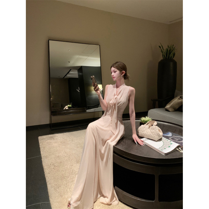 Xin Da Ke【Heartbeat Muse】2026 New Summer Dress with Tie-Neck Short Skirt and Elegant Waist-Cinching Dress for Women Xin Da Ke【Heartbeat Muse】2026 New Summer Dress with Tie-Neck Short Skirt and Elegant Waist-Cinching Dress for Women