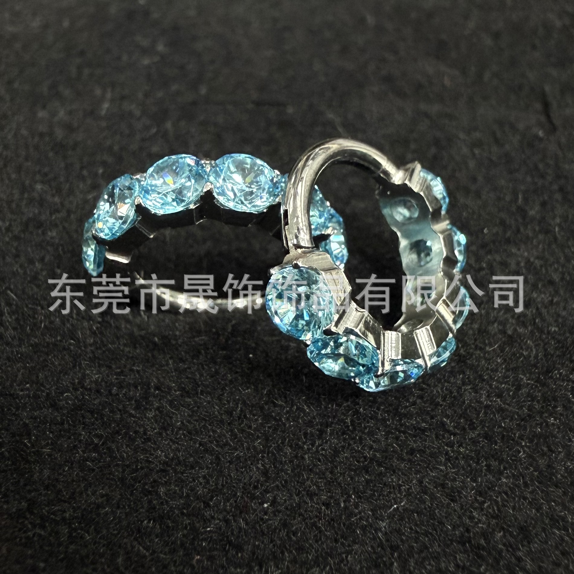 F136 Titanium Earring Set With Cubic Zirconia Nose Hoop 闭口 Ring G23 Implant Grade Titanium Lip Ring Septum 人体 Piercing Jewelry
