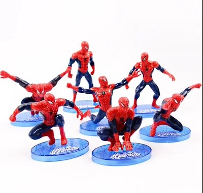 Red de celebridades Spider-Man Decoración de pasteles Adornos para hornear para niños Vestir Muñeca de cumpleaños Modelo de muñeca Plug-in