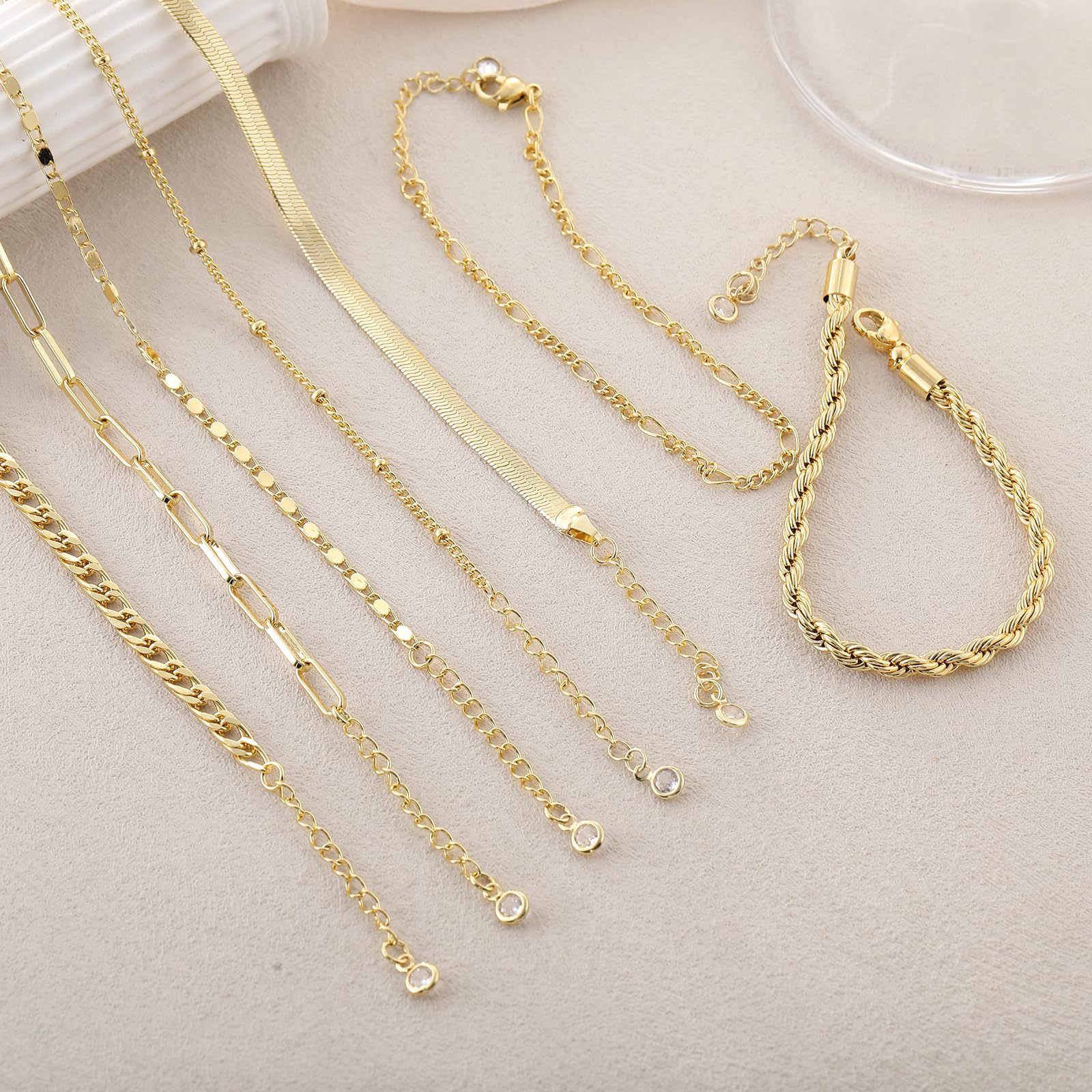 Minimalist Layered Bracelet Set Comfortable Stackable Design_voghion.com