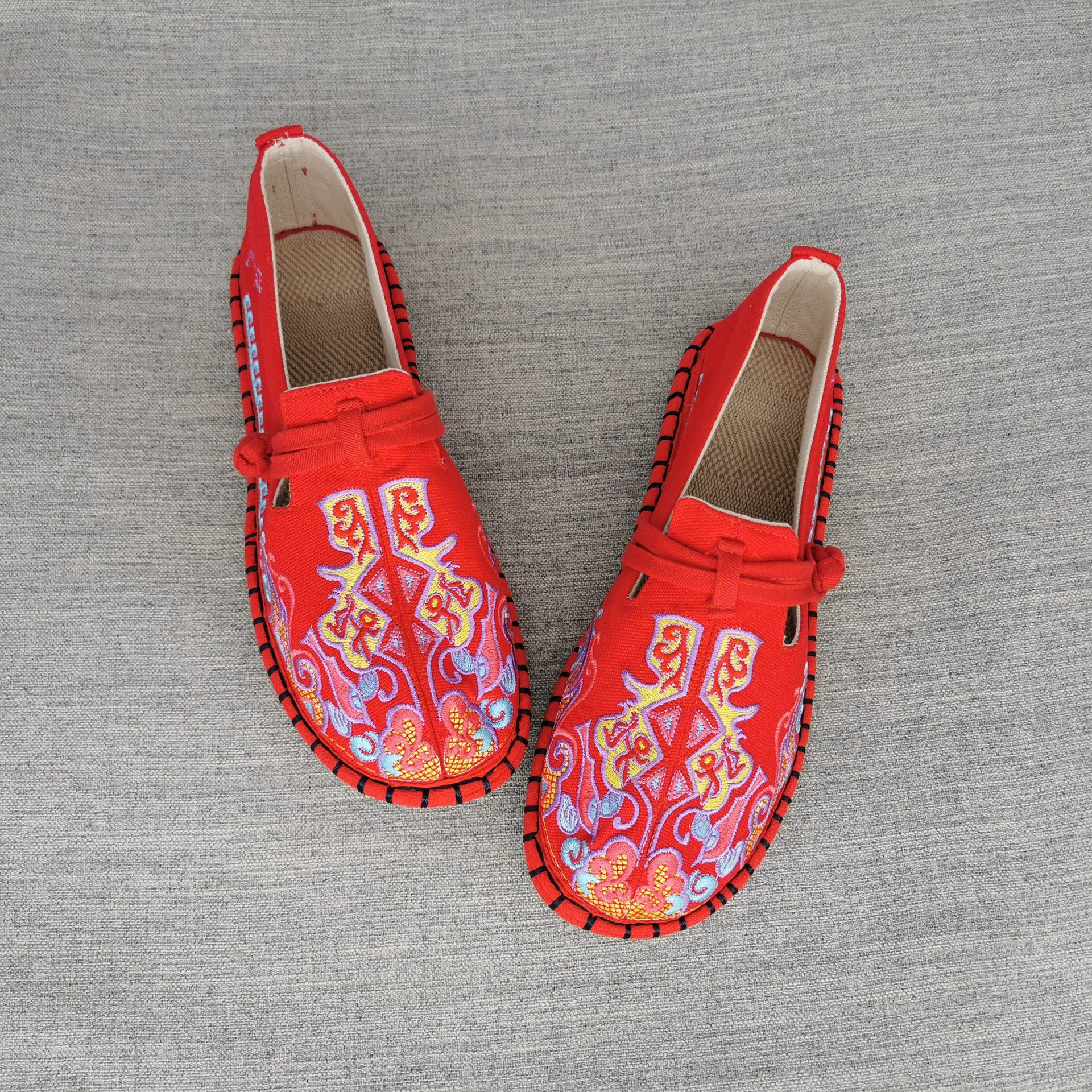 Обувь, бессердеченностьSlip-ons для отдыха
