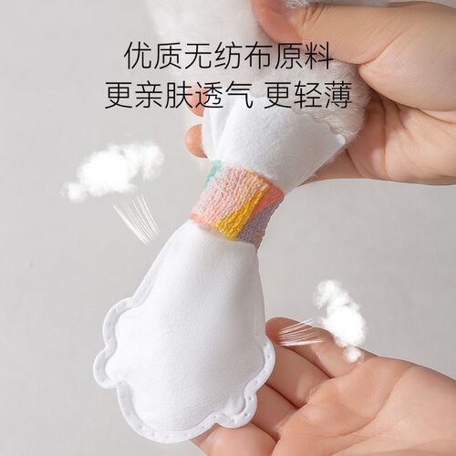 Pet disposable foot covers for going out non-woven dog leg covers waterproof and non-slip no-wash dog shoes pet shoes spot