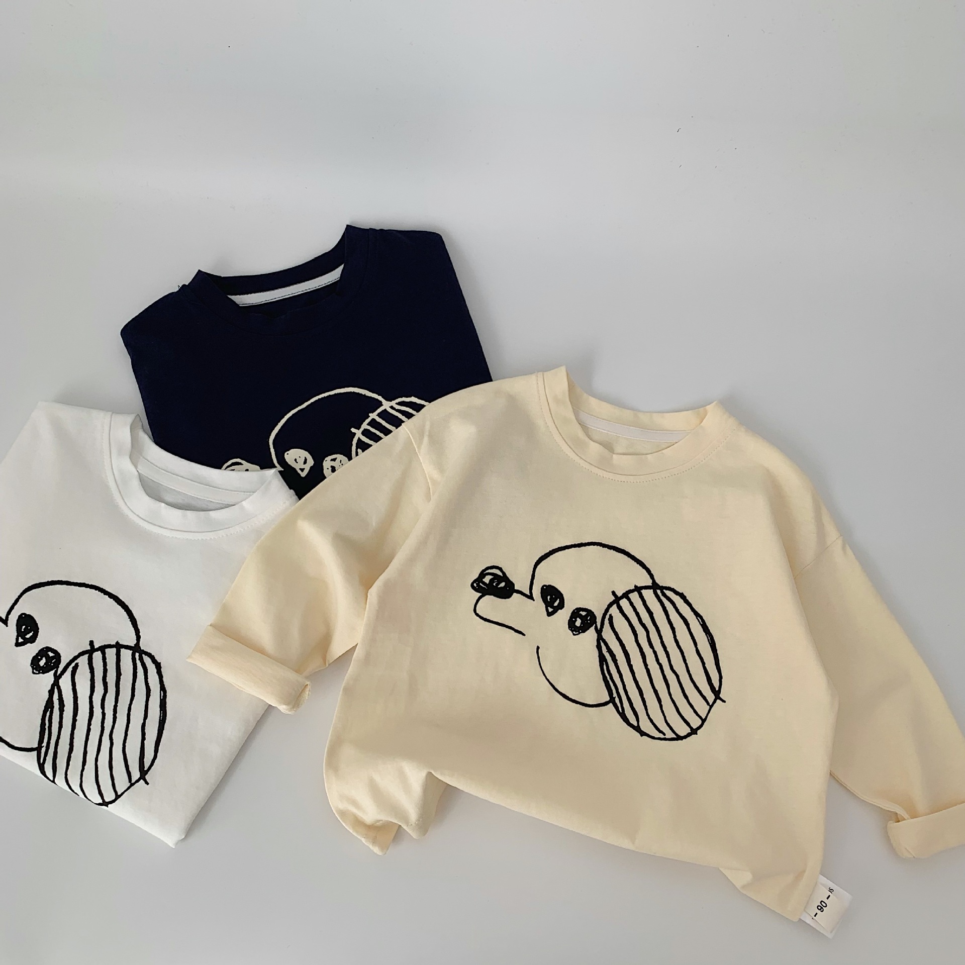 Maibao camiseta para niños 2024 primavera Niños de manga larga de algodón puro ropa interior para bebés nuevos dibujos animados para Niños Top impreso