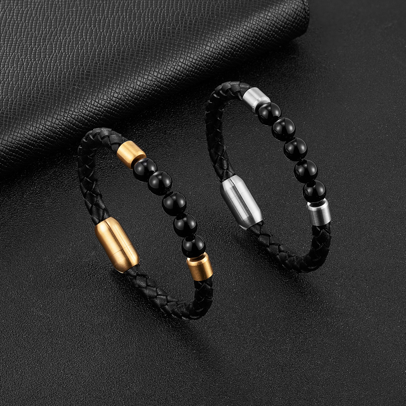 Men's Retro Simple Style Bracelets Geometric 316L Stainless Steel  Leather Waterproof Non Tarnish Surgical Steel Men Cord & Leather Bracelets display picture 6