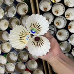 二手羽毛球九成新教学培训多球训练球赛前综合练习球专业余精选。
