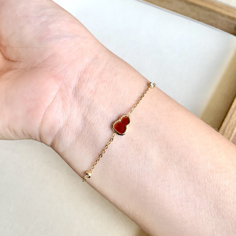 Silin Titanium Steel Non-Fading Niche Design Red Small Gourd Bracelet with Diamonds, High-End and Versatile Red Gourd