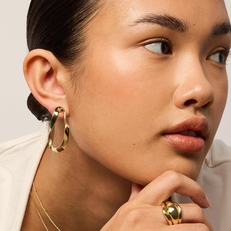 Brass electroplated real gold cross-border ladies 14K wave-shaped personalized pendant earrings lightweight twisted infinite ring