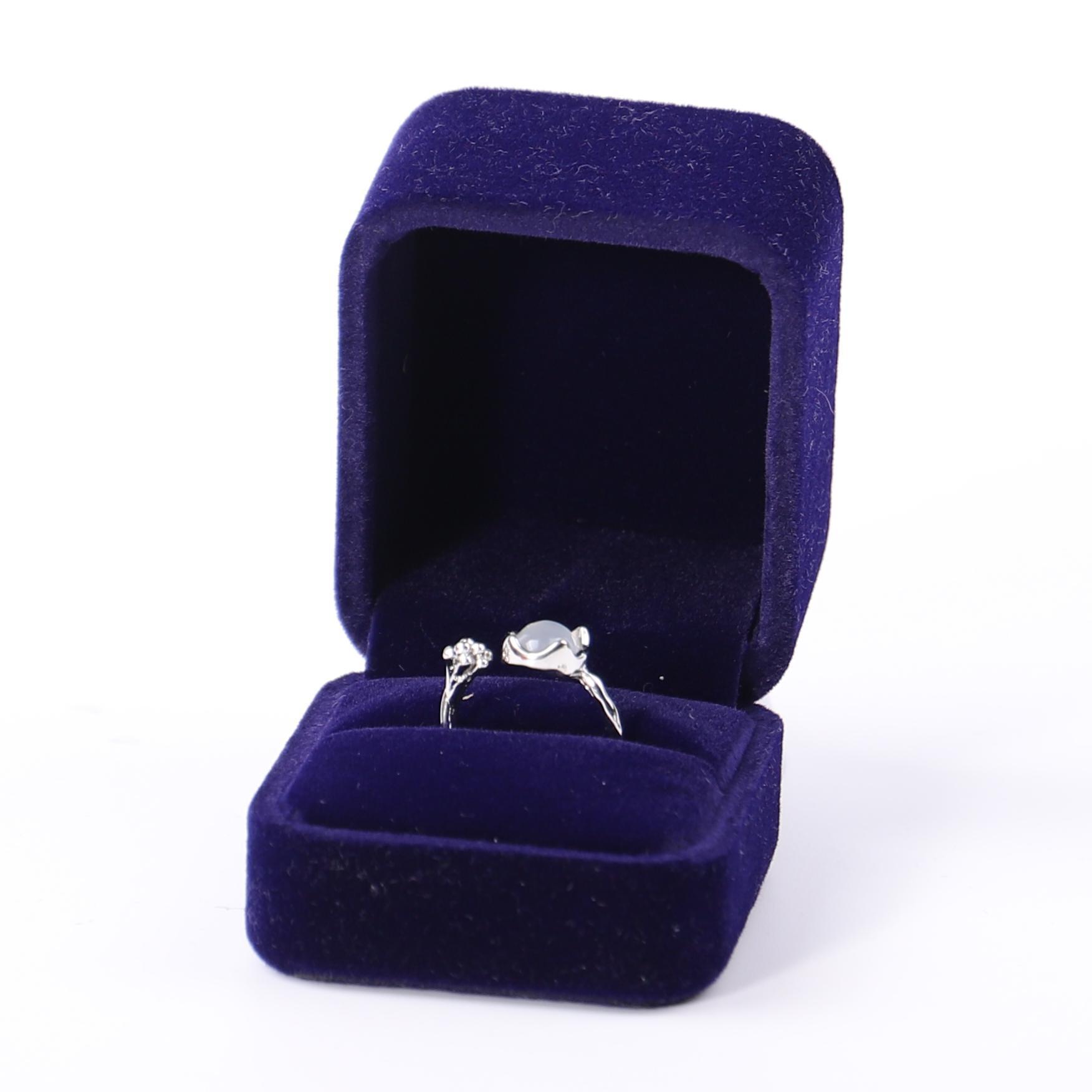 Fuente fábrica venta directa franela joyería caja de embalaje collar pendientes caja de anillo pulsera colgante caja de cadena de mano al por mayor