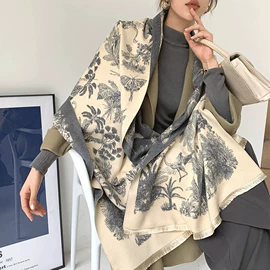 丝巾;围巾;披肩