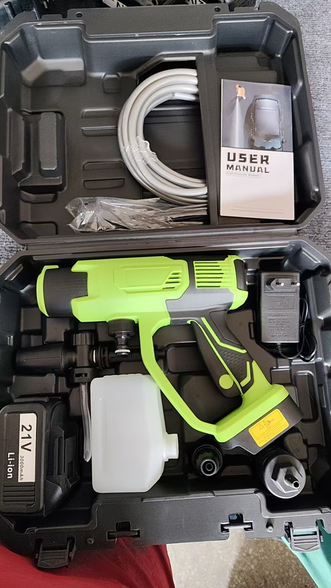 21V Lithium Battery High-Pressure Car Washing Machine, Household Handheld Wireless Car Washing Water Gun, Cleaning Machine, Car Washing Tool Set