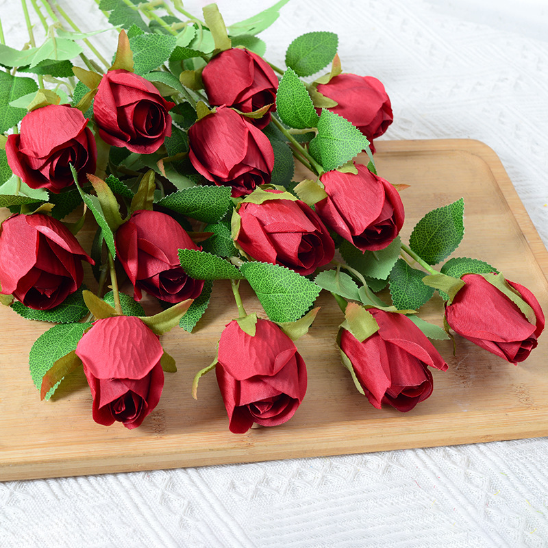 Simulated Rose Buds, Single Stem – Home, Wedding, Qixi Festival, and Valentine’s Day Decorative Artificial Rose Bouquet with Silk Flower Buds