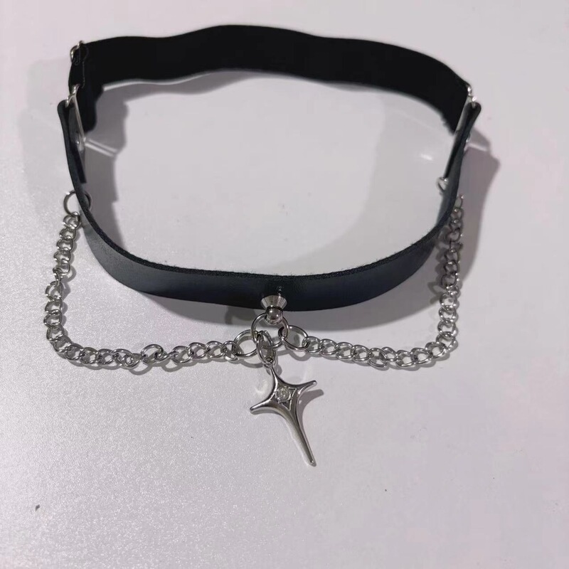Original Diablo Punk Four Mans Star Pendant Leather Live Dancing Legs Ornaments Bouncy Hot Girl Legs Chain Gothic Style