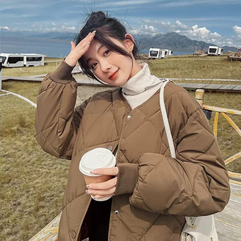 2025秋冬新款跨境圆领棉服女韩版短款菱形格轻薄棉衣无领衔缝外套