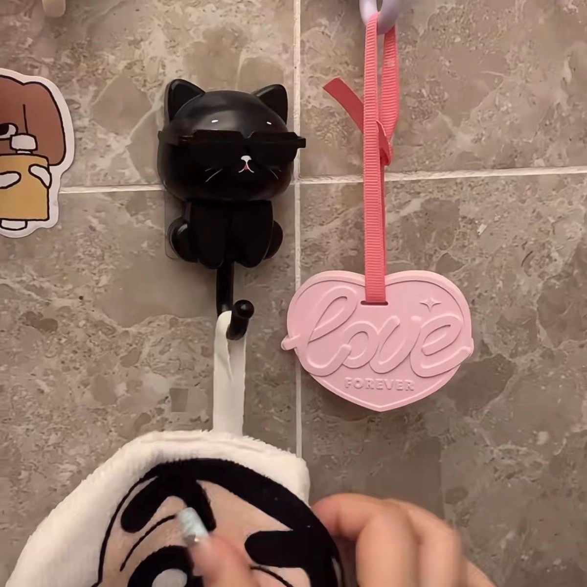 Caricatura adorable gatos gancho de llave multifuncional tipo botón de puerta de entrada gafas gancho de puerta trasera de almacenamiento