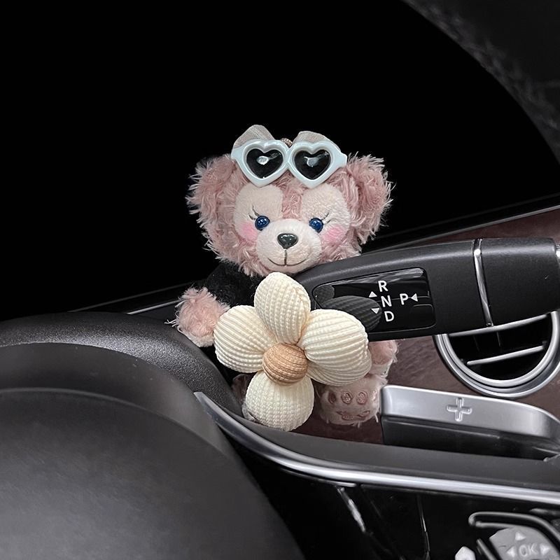 2025 nuevo modelo de automóvil de marchas de mano de Sherry Mei decoración de automóviles luces de dirección limpiaparabrisas muñecas muñecas adornos interiores