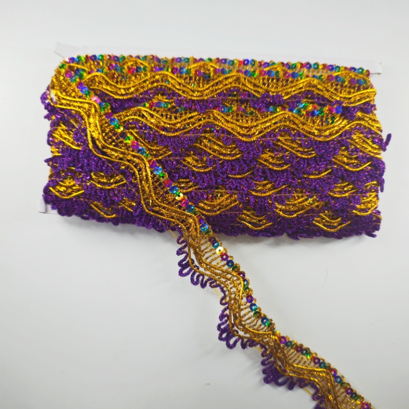 Triángulo de seda dorada, encaje de lentejuelas de color, encaje de torre plegable de mediados de otoño, bolso de camión grande, encaje superior, salón budista, encaje de mesa