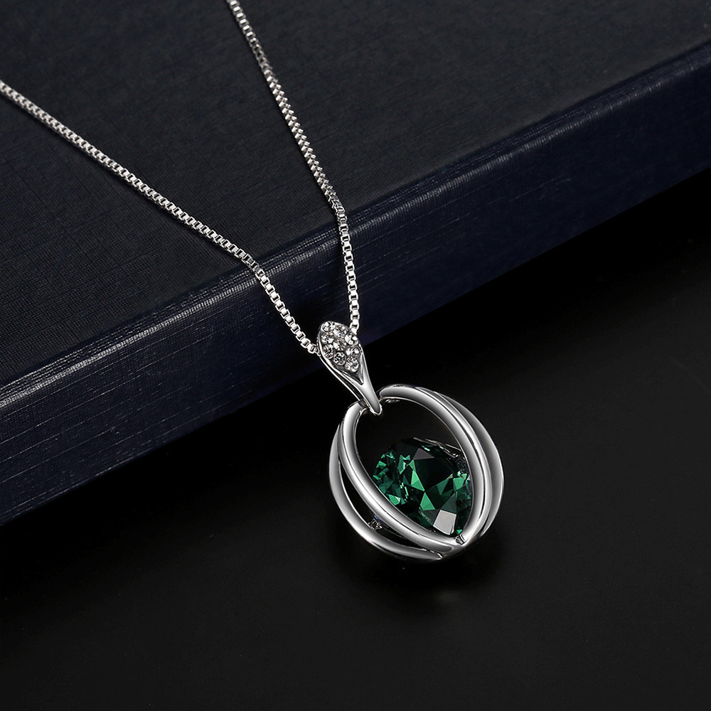 Women'S Gender Inlay Design 1 Piece Retro Simple Style Square Alloy Inlay Moonstone Women's Pendant Necklace