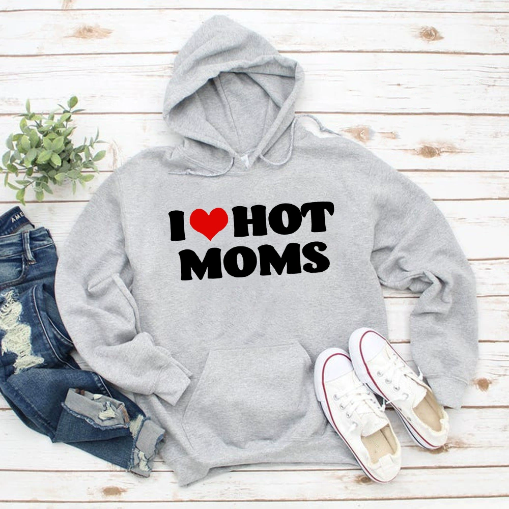 Худи I Love Hot Moms с красным сердцем, свитшот для мамы