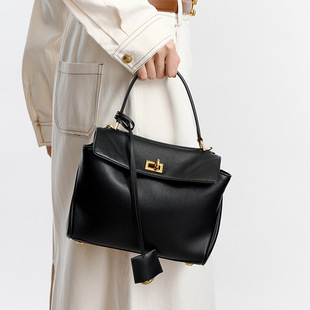 b��rodeo���P�����OӋ��б�����Ƥ�μ�С���߼���Ůʿ��ɫ�����