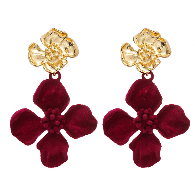 Autumn and winter retro contrasting color metallic feeling flocked flower silver needle earrings_voghion.com