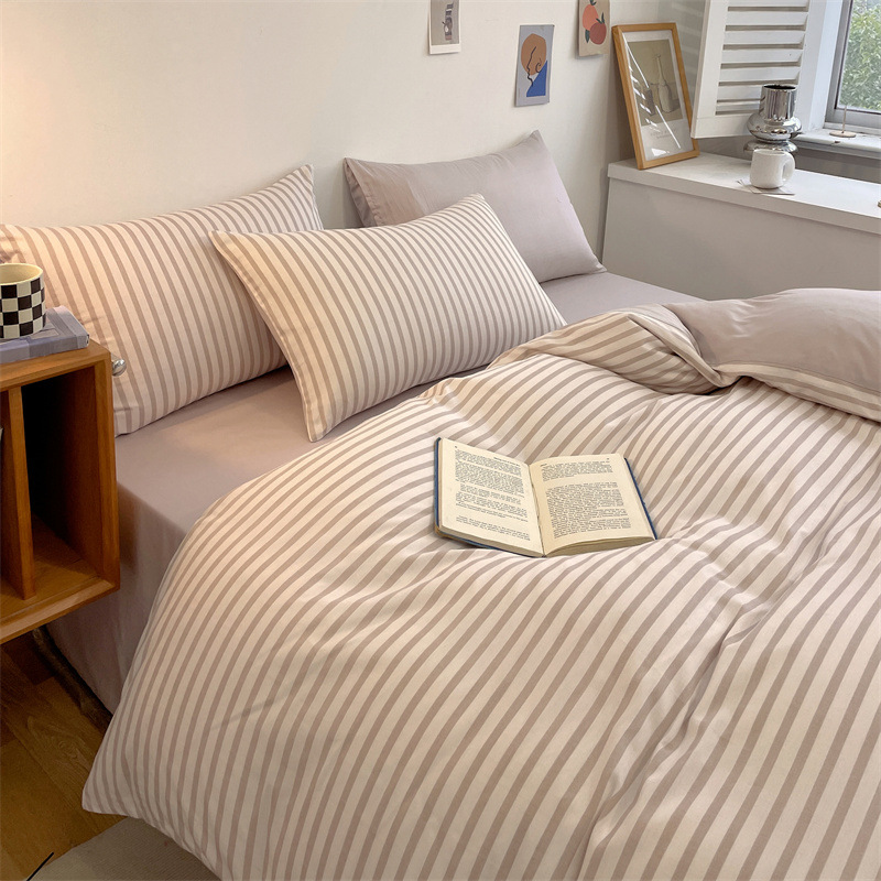 Cama de algodón de cuatro piezas dormitorio de estudiantes sábanas de algodón de cuatro estaciones colcha de cama universal cubierta de almohada set