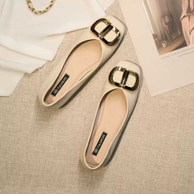 Летние балетки британского стиля, неглубокий вырез, новинка 2025 года, бобы, металлическая пряжка, мэри-джейн, ретро, бабушкины туфли, лоферы