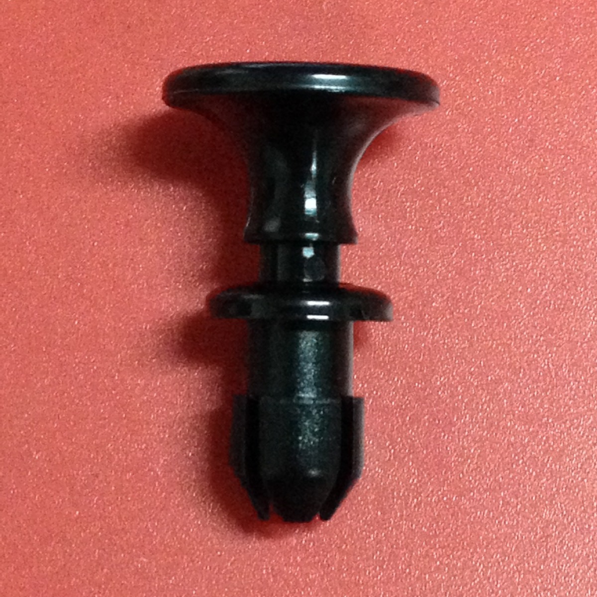 SRR塑料固定扣压铆合式圆头黑色阻燃尼龙子母膨胀钉钣金机壳铆钉