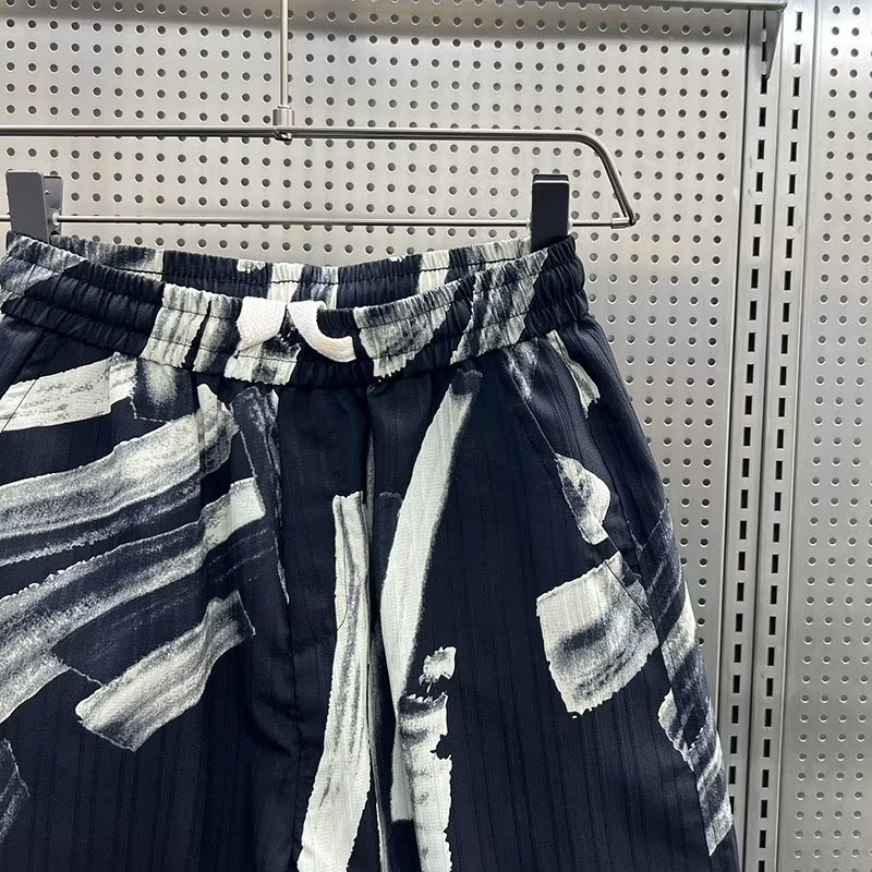 Outwear shorts for men's summer 2023 new Korean version beach with printed trendy youth casual pants_voghion.com