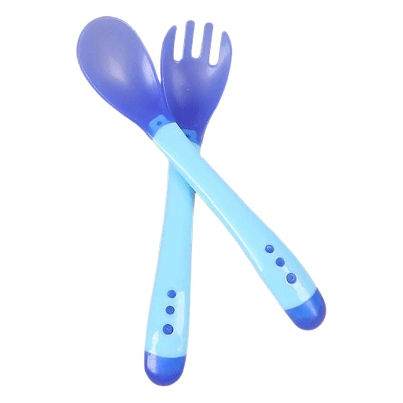 Bebé a temperatura sensible color cambiante cuchara tenedor anti-scald vajilla traje bebé silicona cuchara de los niños cuchara cabeza suave suplemento alimenticio cuchara al por mayor