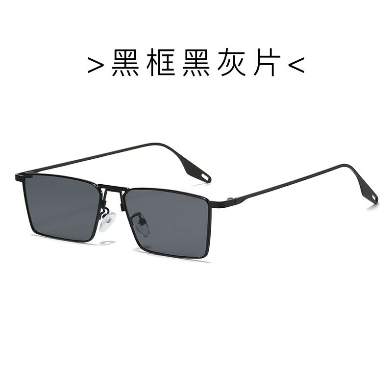 블랙 프레임 블랙 그레이 필름